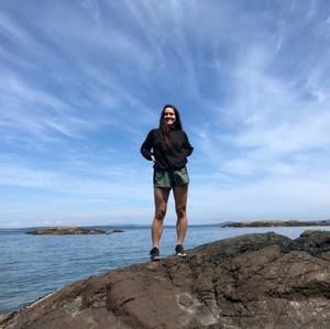 Meet your Posher, Julia